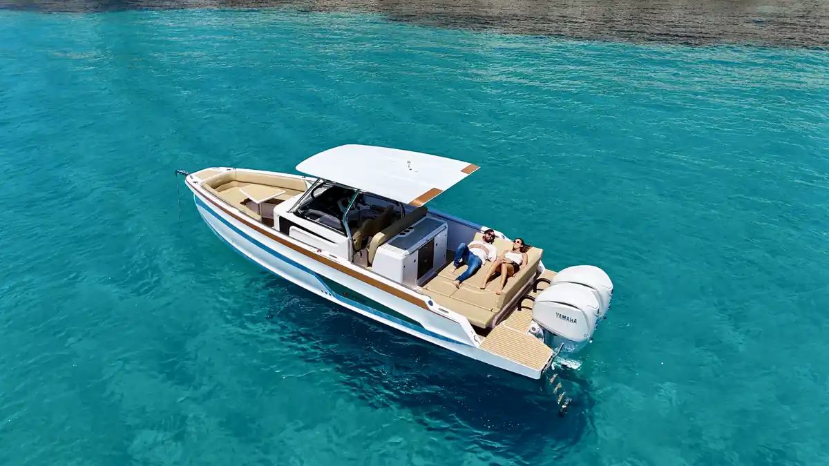 Lancha Just Chill en alquiler en Valencia, vista 2