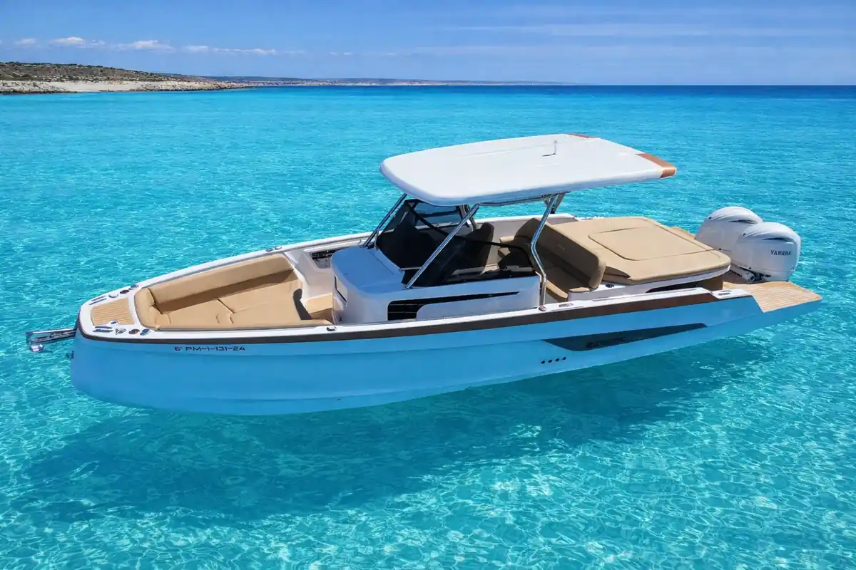 Lancha Just Magic en alquiler en Valencia, vista 1