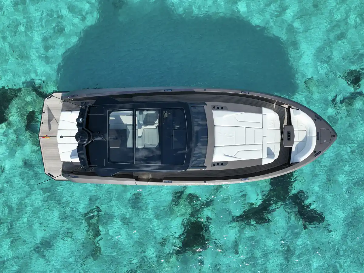 Lancha Media Naranja en alquiler en Valencia, vista 3